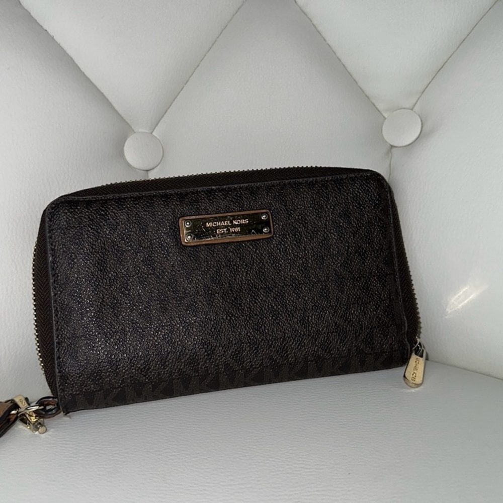 MICHAEL Michael Kors Jet Set Item Travel Continental